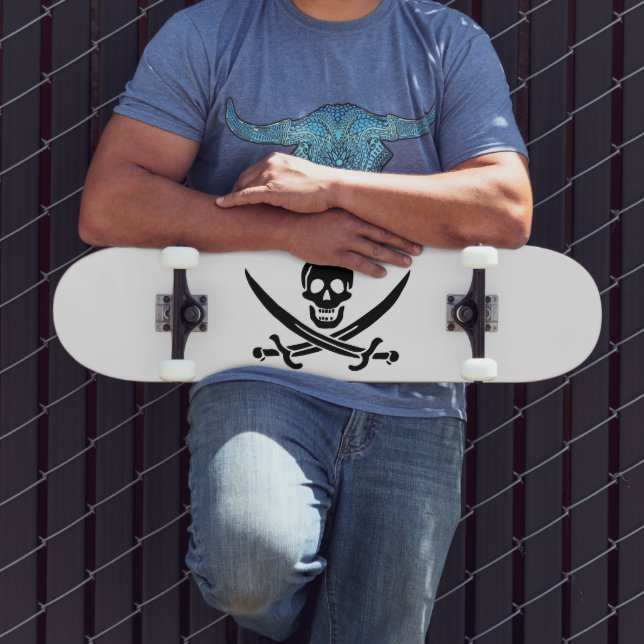 Skate Pavilha de Sinalizador Pirata com Espadas Cruzadas (Ao ar livre 3)