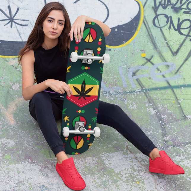 Skate Paz mundial (history and reggae music legacy marley himself was world famous skateboard.)