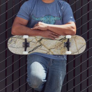 Skate Pedra de Mármore Texturizada Marrom e Preta