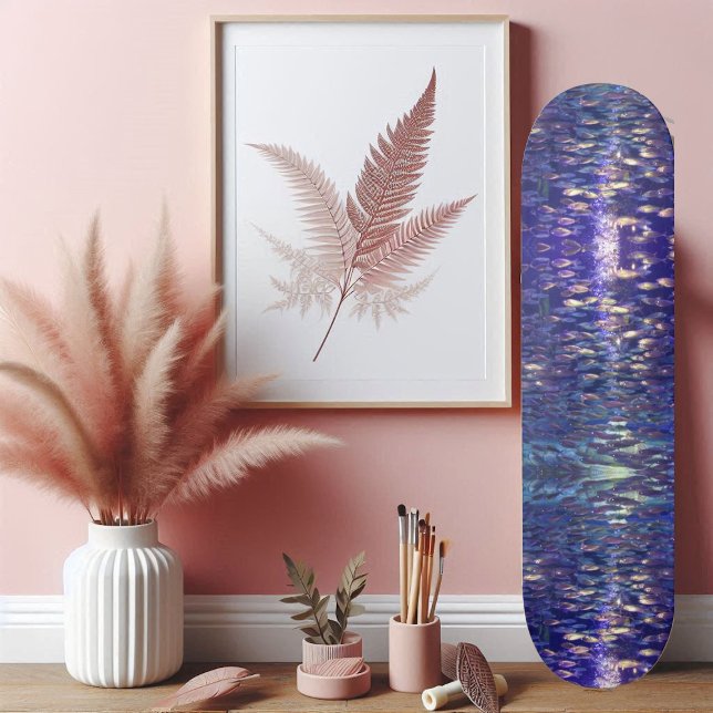 Skate Peixes no oceano (Diffused Light in Blue Ocean with School of Fish Skateboard)