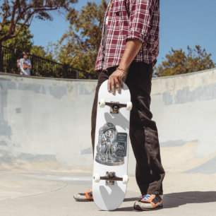 Skate Personagem Ródio da ATOMIVRA™