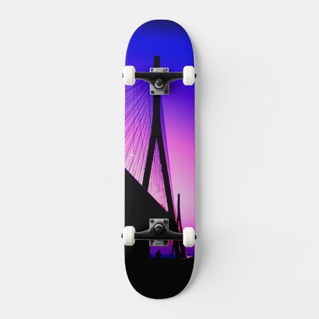 Skate Ponte da Normandia, Le Havre, França (Frente)