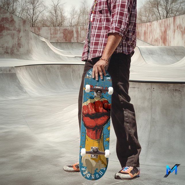 Skate Pop Art Fist com Comic Burst - Bold Retro Vibe (Criador carregado)