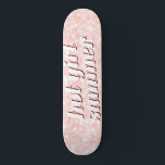 Skate Quente-Menina Verão Rosa Azul Tie Tic Skyboard<br><div class="desc">Celebre o verão da sua garota gostosa com este conselho de skate incrível. Envie-me um e-mail em christie@christiekelly.com para obter ajuda sobre itens personalizados! Faça-o bem,  pessoas!</div>