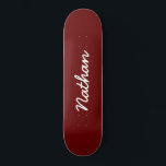 Skate Red Personalizável<br><div class="desc">Skateboard Personalizável Vermelho. Um skate elegante,  negro e modesto. Personalize com um nome próprio. Faça um presente divertido para você mesmo ou um presente de aniversário para alguém que você ama.</div>