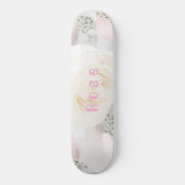 Skate Rosa Caprichosa e Floral Branco