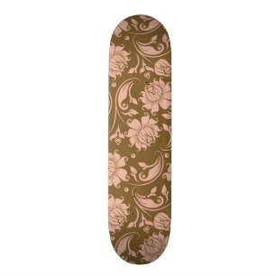Skate Rosa e teste padrão floral de Brown