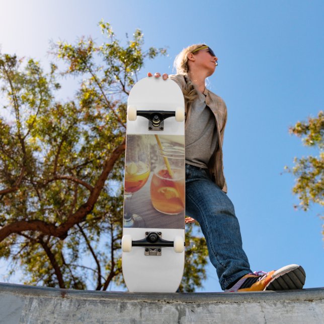 Skate Sangria and Sunshine (Ao ar livre 1)