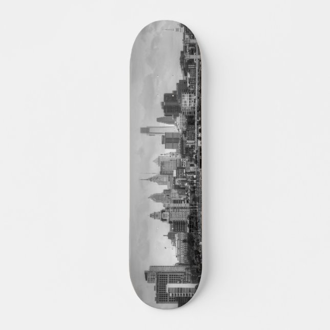 Skate Skyline de Philadelphfia em preto e branco (Frente)