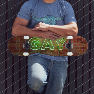 Skate SlipperyJoe iluminado sinal de néon gay brilhante