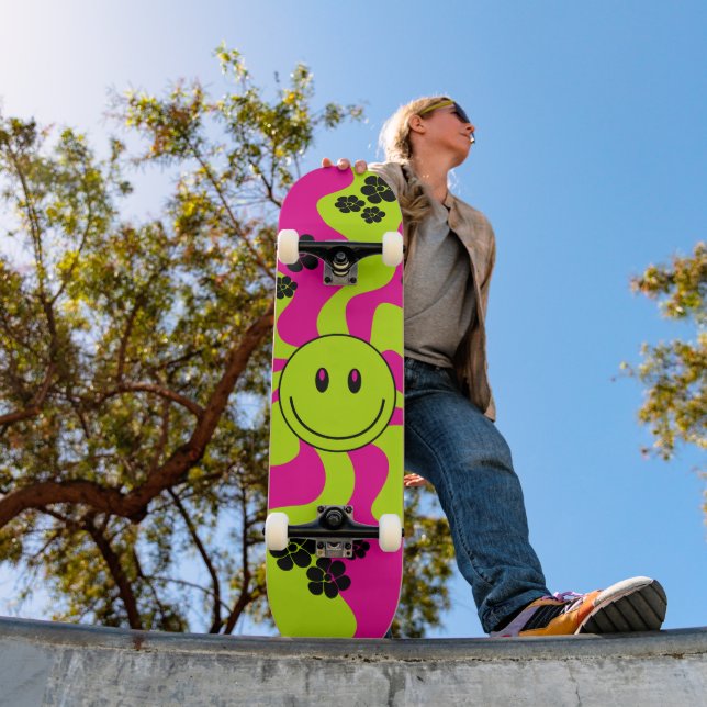 Skate Sorria em Verde limão, rosa quente e preto (Ao ar livre 1)