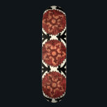 Skate Suzani Style - Padrão Floral Decorativo<br><div class="desc">Esta design decorativa floral de Chariklia Zarris é feita para imitar tapeçarias no estilo suzani. Estes têxteis tribais são originários da Ásia Central e rastreiam sua ancestralidade até o século 15. Possuir um pedaço da história comprando este padrão!</div>