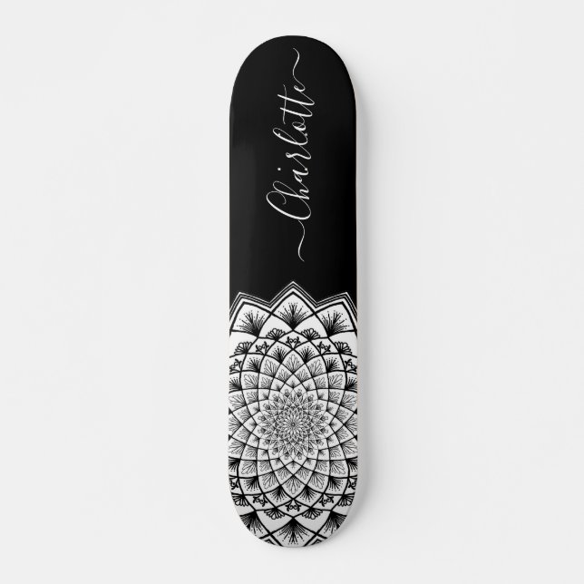 Skate Tabuleiro branco preto Mandala Padrão Monograma (Frente)