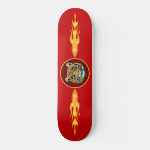 Skate Tigre selvagem, chamas em vermelho
