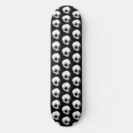 Skate Tiny White Cartoon Skulls em preto