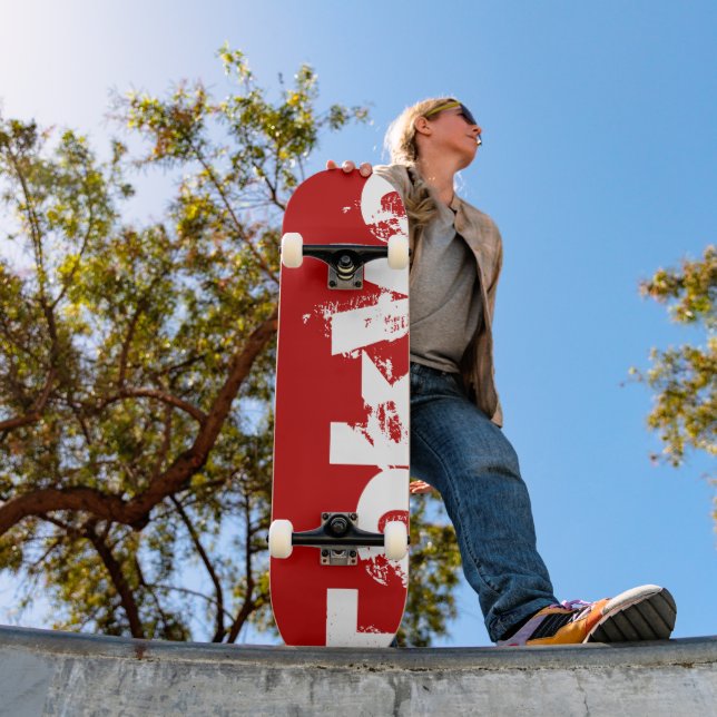 Skate Tóquio - Japão, Cor Vermelha E Quadro Branco (Ao ar livre 1)
