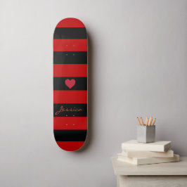 Skate Trendy Red Black Stripes Coração Personalizado