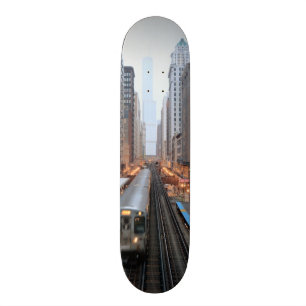 Skate Trilho elevado em Chicago do centro sobre Wabash