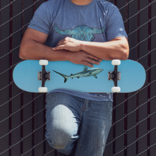 Skate Tubarão-de-Recife - Design Abstrato - Cortado de u