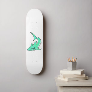 Skate tubarão sorridente desenho animado azul verde ocea