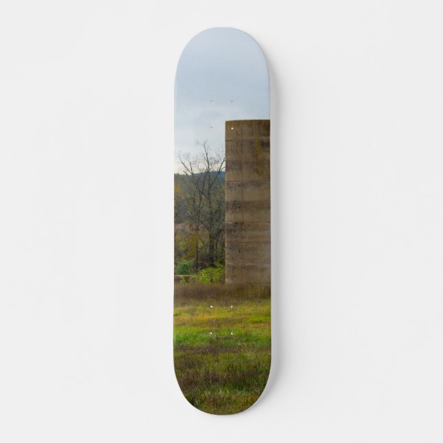 Skate Um Antigo Silo de Fazenda (Frente)