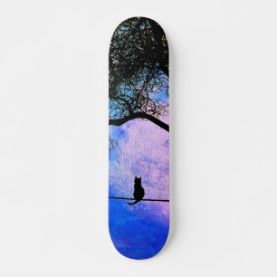 Skate Um gato preto em uma lua cheia de fio