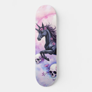 Skate Unicórnio ao Luar Entre Rosas Esquecidas,