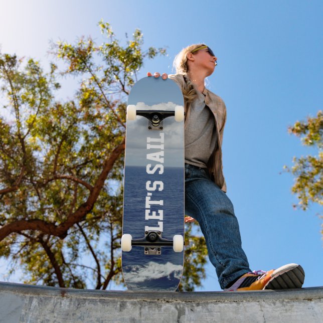 Skate Vamos Velas Azul Oceano Azul Nuvens Brancas Fluffy (Ao ar livre 1)