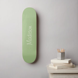 Skate Verde Sage Leve Cor Sólida com Nome