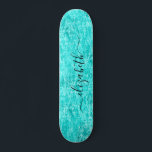 Skate Verde Shiny Mint Personalizado<br><div class="desc">skate feminino personalizado com seu primeiro nome em um roteiro de tendências contra um fundo verde de menta brilhante, </div>