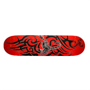 Skate vermelho do escorpião