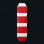 Skate Vermelho listrado<br><div class="desc">Padrão temático do Natal listras vermelhas.</div>