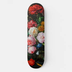 Skate Vida Estática com Flores num Vaso de Vidro