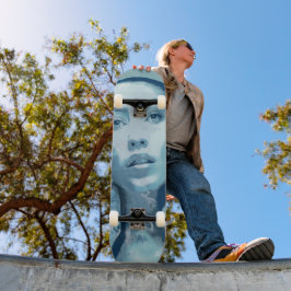 Skate "Woman in Blue"