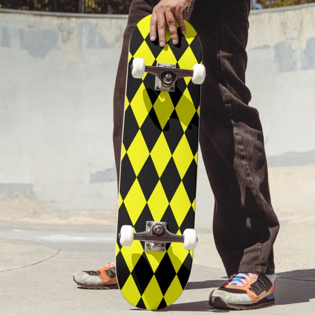 Skate Yellow Black Harlequin Diamonds Checkers Design  (Criador carregado)