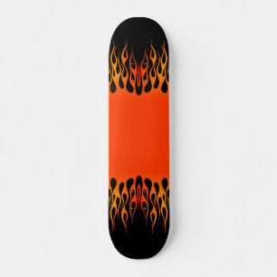 Skateboard com Chamas Personalizadas