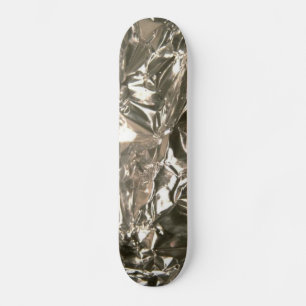 Skateboard com Design de Folha de Prata