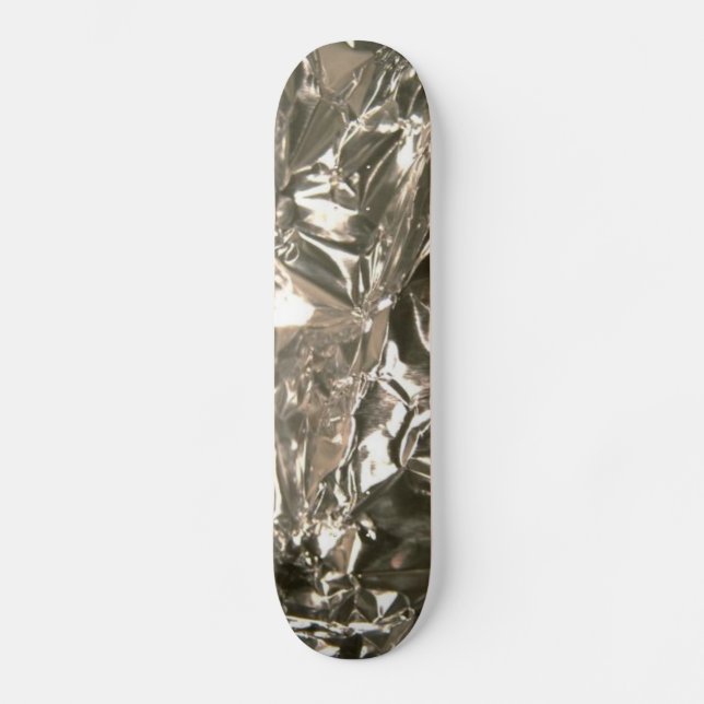 Skateboard com Design de Folha de Prata (Frente)
