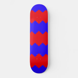 Skateboard com Listra Zigue-Zague Vermelha e Azul