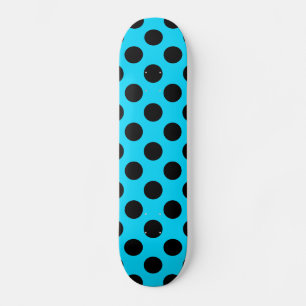 Skateboard de bolinhas grandes azul céu e preto