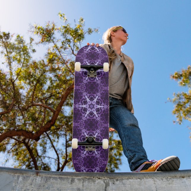 Skateboard de Cristal Roxo (Ao ar livre 1)