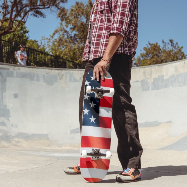 Skateboard Estrelas e Listras Patrióticas – EUA (Ao ar livre 2)