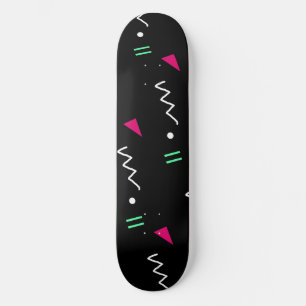 Skateboard geométrico de ensino médio