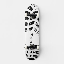 Skateboard Pegada Gigante