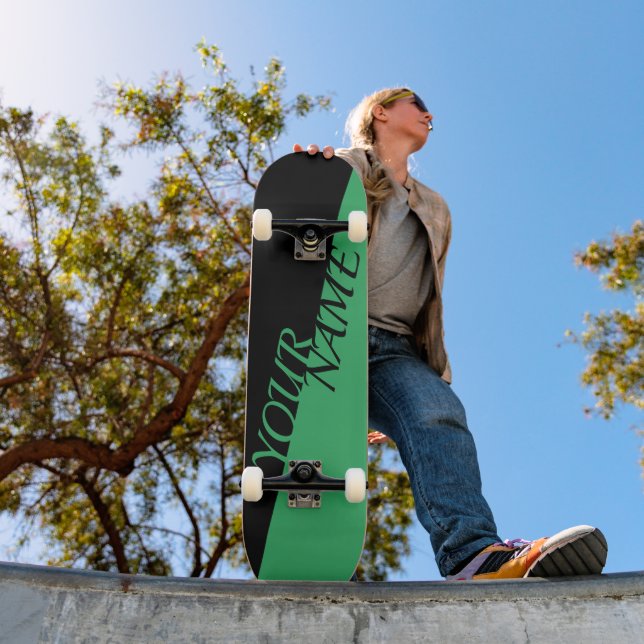 Skateboard Personalizado - Adicione seu nome (Ao ar livre 1)