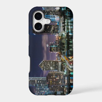 Skyline da cidade de Miami com a ponte na noite