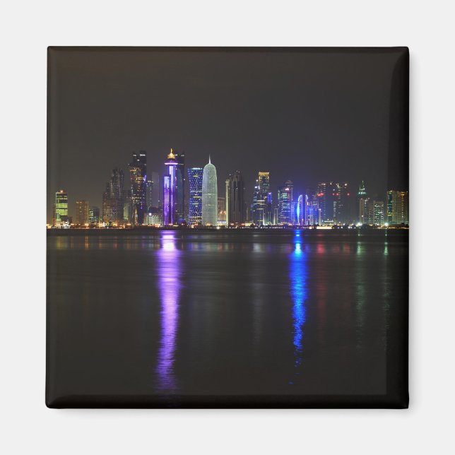 Skyline de Doha, Qatar em imã noturno (Frente)