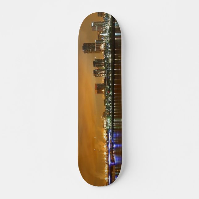 Skyline Skateboard (Frente)