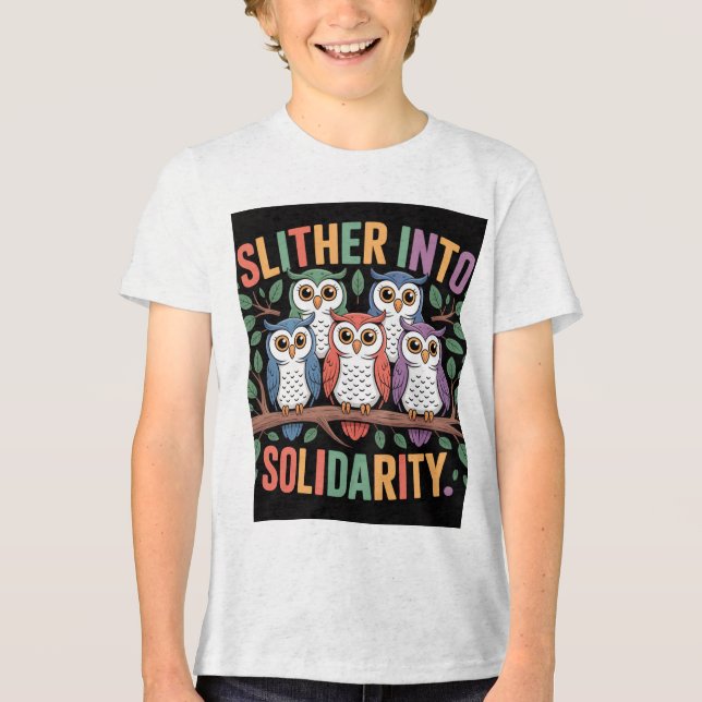 Slither into Solidarity T Shirt  (Frente)