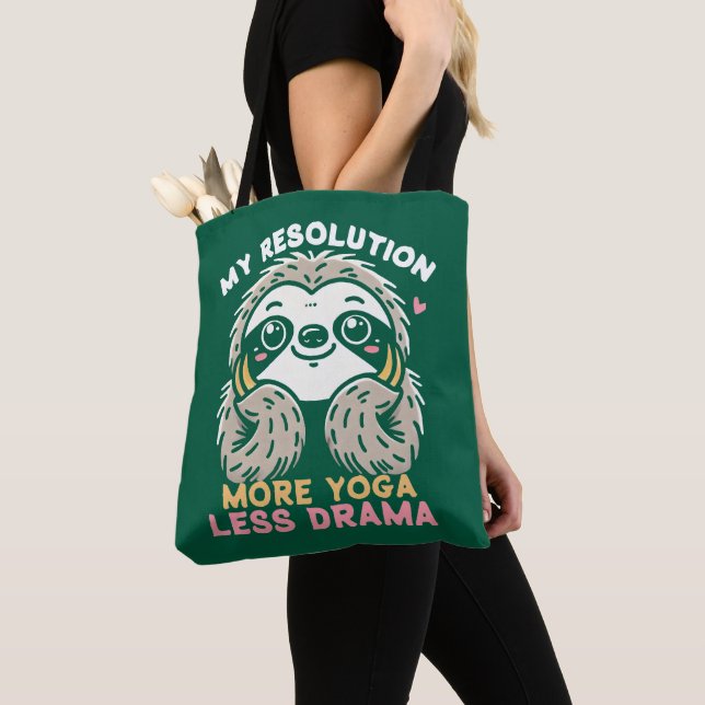 Sloth Tote Bag - Mais Yoga Menos Drama (Close Up)
